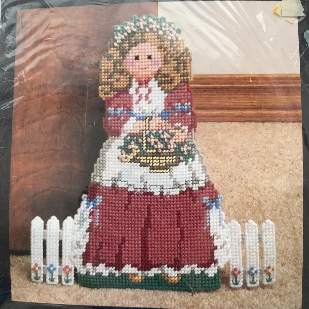 Bucilla Plastic Canvas Kit - Old Fashioned Miss Doorstop‎ 11x13